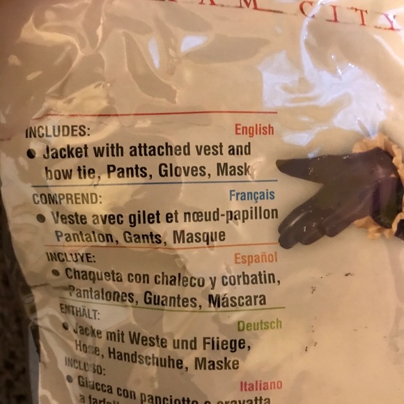 𝒥𝑜𝓀𝑒𝓇 𝒸𝑜𝓈𝓉𝓊𝓂𝑒 - Picture 3 of 5